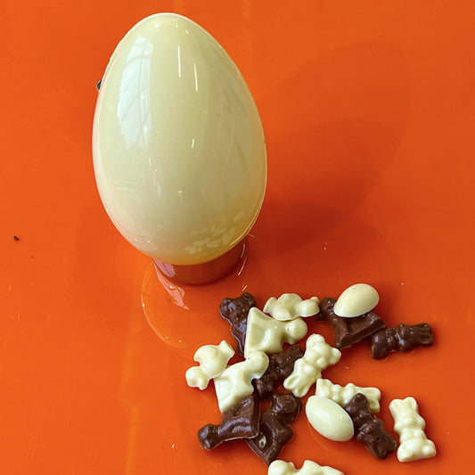 Oeuf de Pâques Renée au chocolat blanc